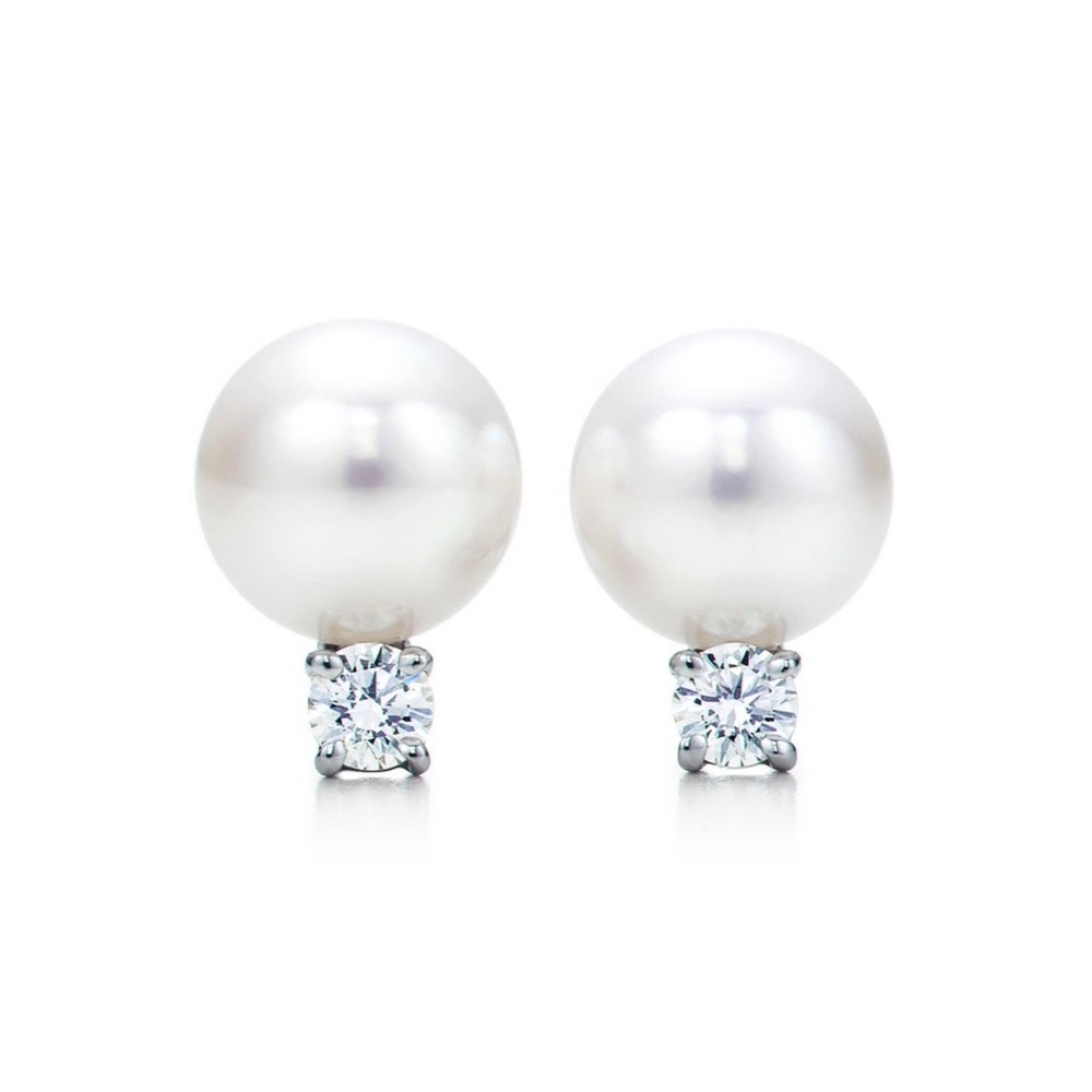 Tiffany & Co Signature Pearl Earrings